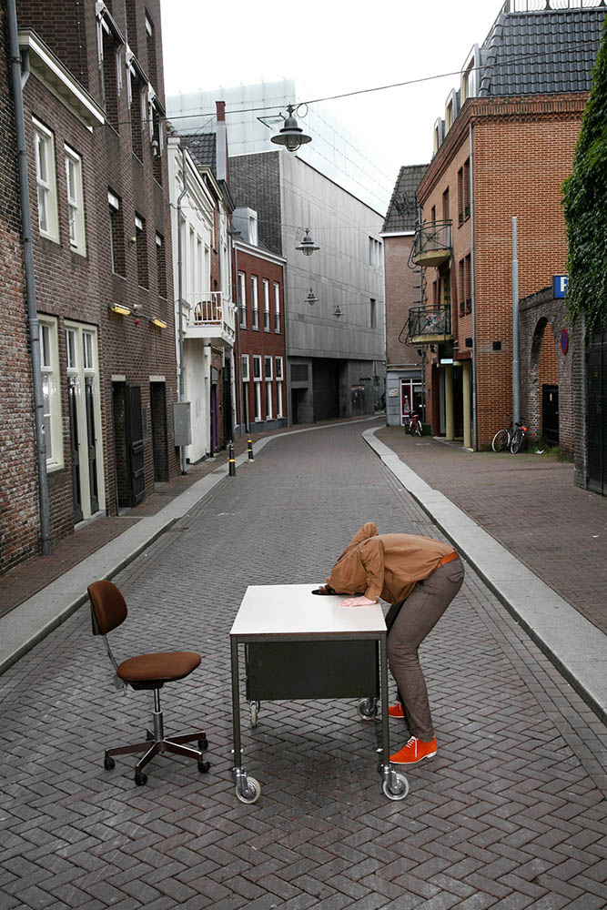 2008- 2018 - SOLOS HNDL WTH CR - HET  HOOFDBUREAU - Kunstproject - Art project by van Martijn Aerts, 's-Hertogenbosch