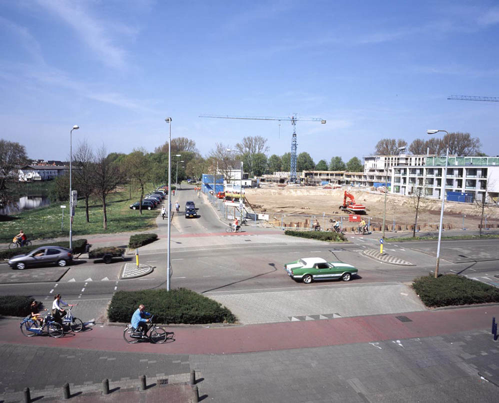 2004- 2020 UIT HET RAAM - Graafseweg - Muntelbolwerk - Hinthamerbolwerk 's-Hertogenbosch NL 2007